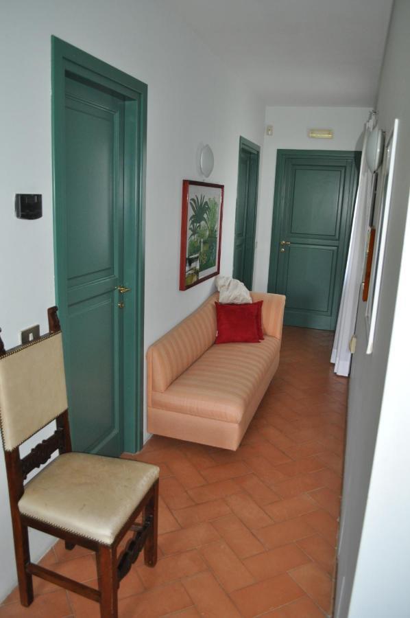 Bed and Breakfast Casale Vicino Al Golf Nazionale Monterosi Exterior foto
