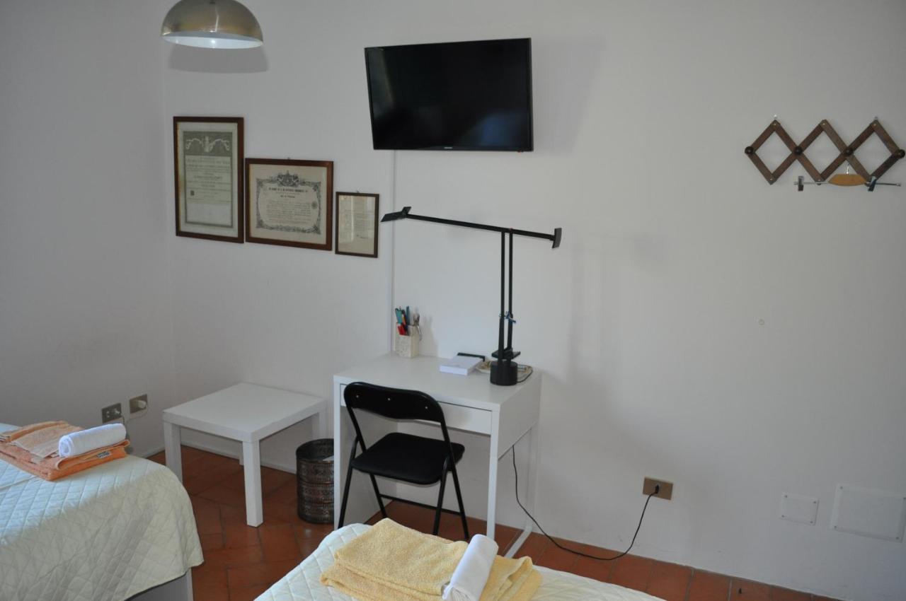 Bed and Breakfast Casale Vicino Al Golf Nazionale Monterosi Exterior foto