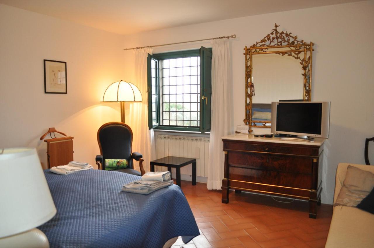 Bed and Breakfast Casale Vicino Al Golf Nazionale Monterosi Exterior foto